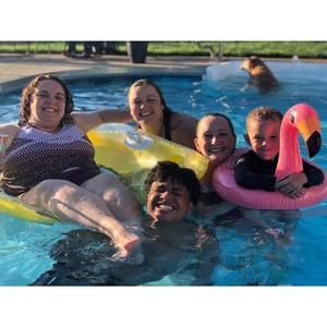 Meet your Posher, Caleigh